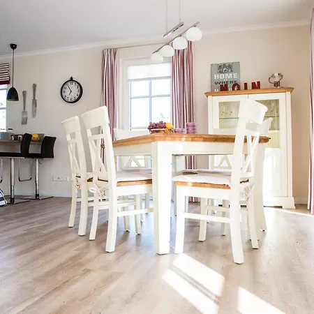 Ferienhaus Schilfrohrsaenger 21 Fuhlendorf (Mecklenburg-Vorpommern)