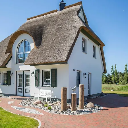 Сasa de vacaciones Ferienhaus Schilfrohrsaenger 21 *